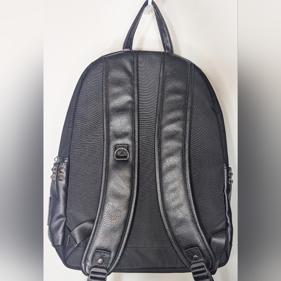 🆕 Stranger Things Hellfire Club Backpack - Picture 5 of 15